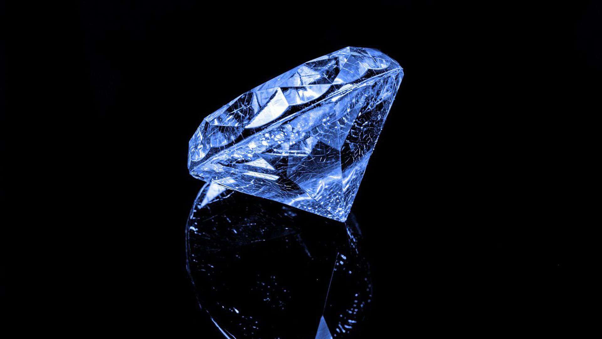 The EU will limit the sale of Russian diamonds