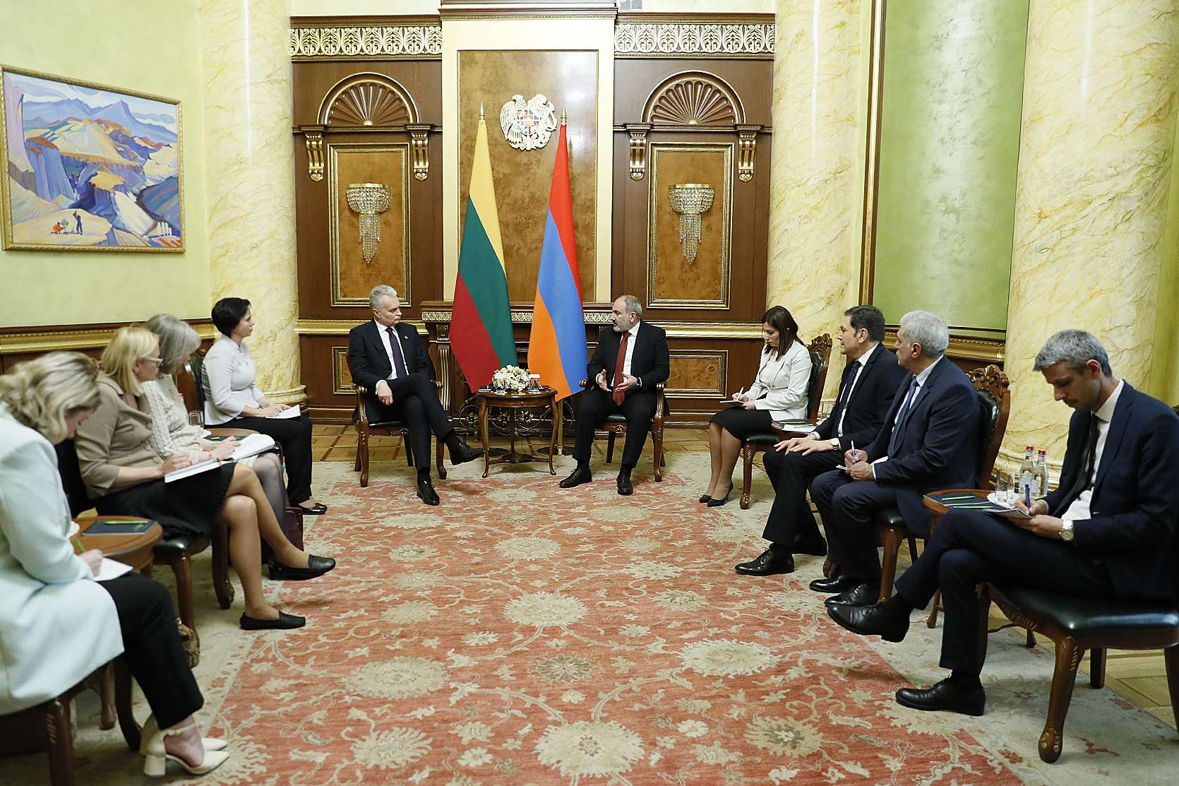 Премьер-министр Республики Армения и Президент Литвы коснулись развития событий и ситуации в регионе