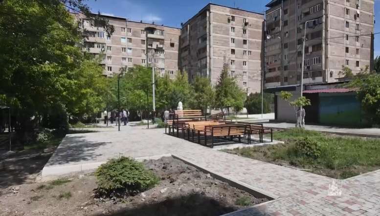 Բարեկարգվում են Ավան վարչական շրջանի բակերը