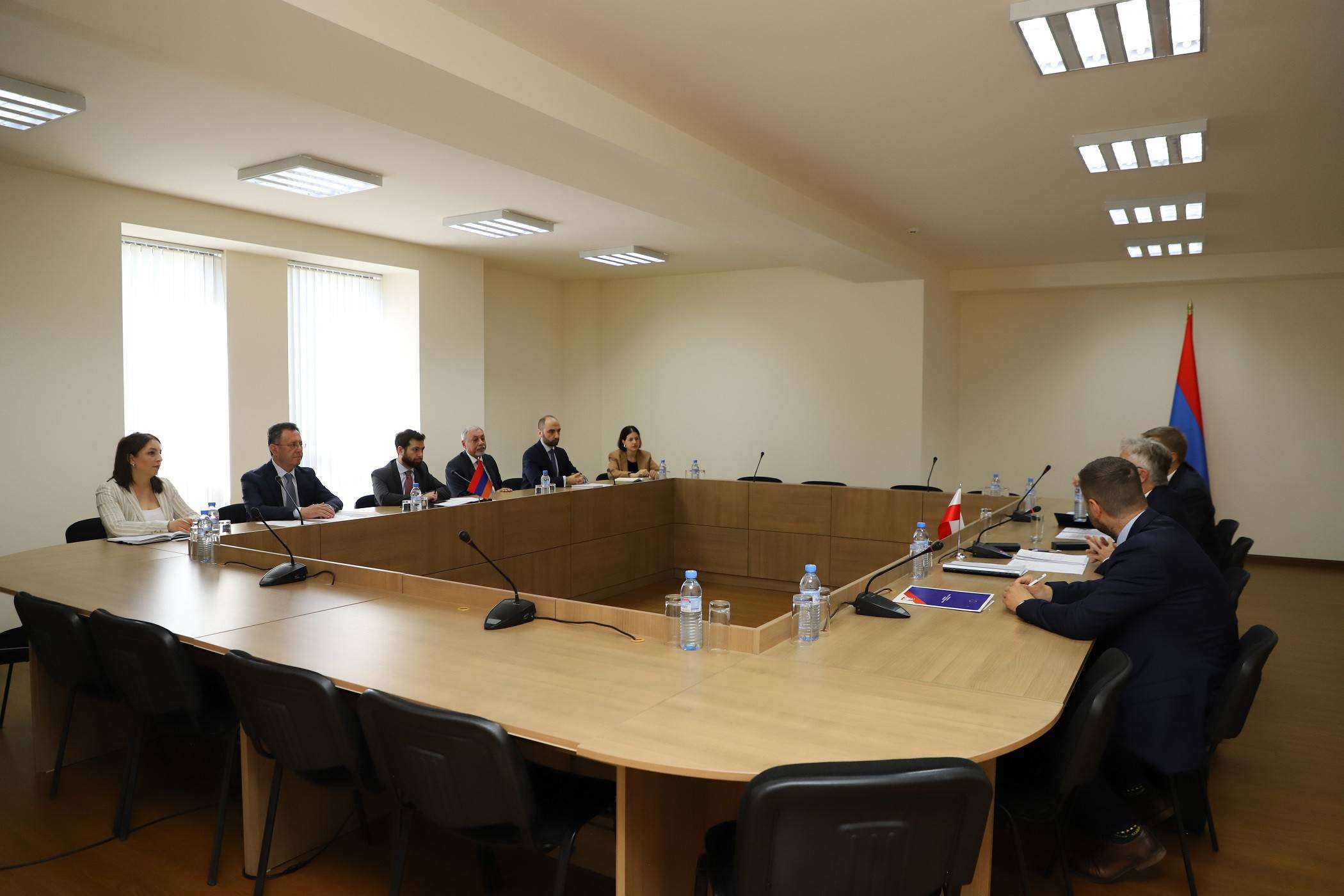 Կոստանյանը ներկայացրել է խաղաղության գործընթացի վերջին զարգացումները