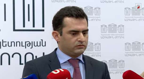 "Armenia has no territorial claim from any neighbor. including from Azerbaijan;" Arshakyan