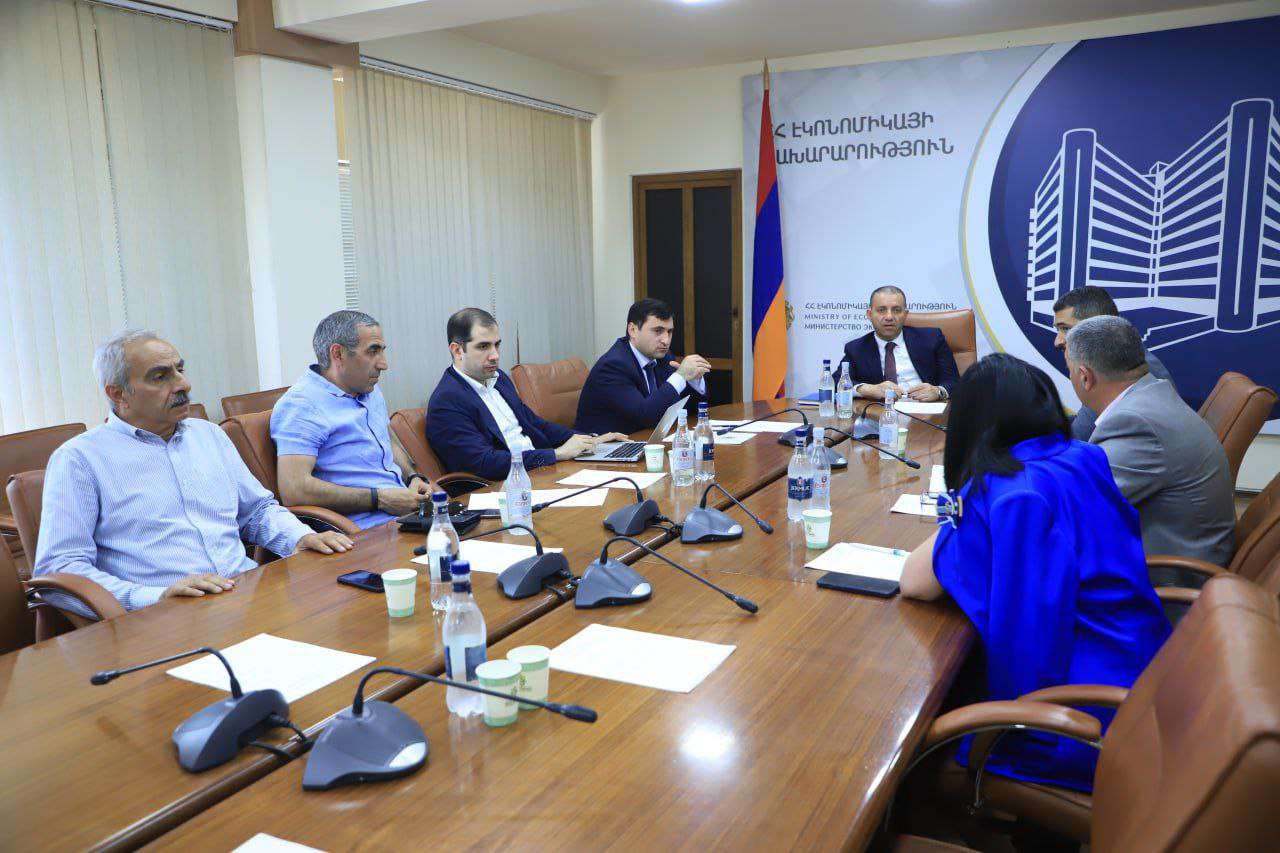 Քերոբյանի գլխավորությամբ տեղի է ունեցել շուկայի վերահսկողության ՏՄ խորհրդի հերթական նիստ