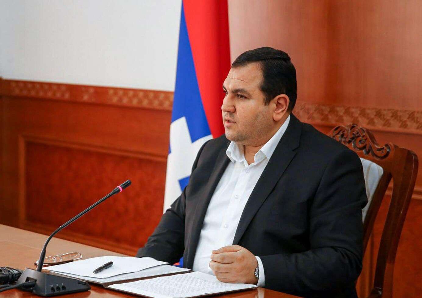 «Նրանց մեծագույն առաքելությունը խանութներում գաղտնագողի ու վախվորած լուսանկարելն ու դրանք հրապարակելն է»․ Արցախի պետնախարար