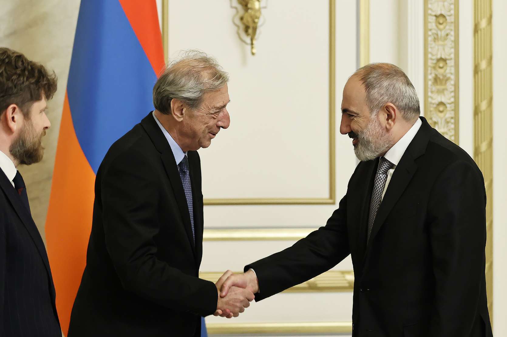 Վարչապետն ընդունել է Ֆրանսիայի Օ-դը-Սեն շրջանային խորհրդի նախագահի գլխավորած պատվիրակությանը