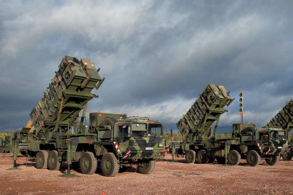 NATO can take the skies of western Ukraine under protection