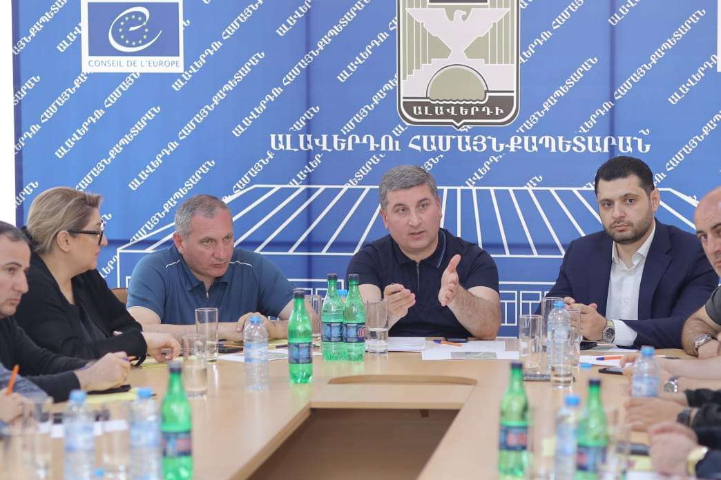 Նախարարին զեկուցվել է Ալավերդիի փողոցների մաքրման, վնասների գույքագրման ընթացքը
