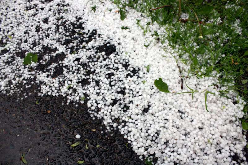 Кратковременные дожди продолжатся, возможен град