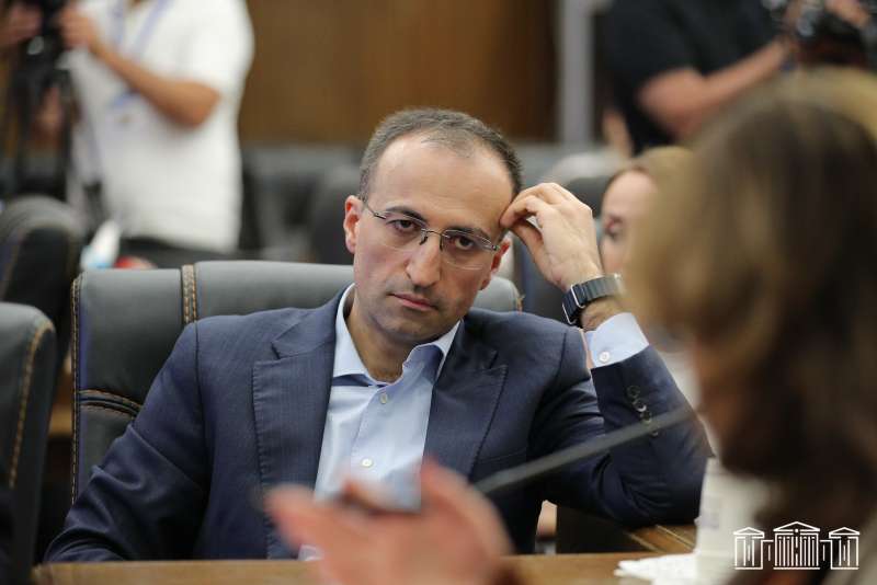 Շատերն ակնկալում են, որ պետական գերատեսչությունները նույնպես զգան պատասխանատվության իրենց չափը. Թորոսյան