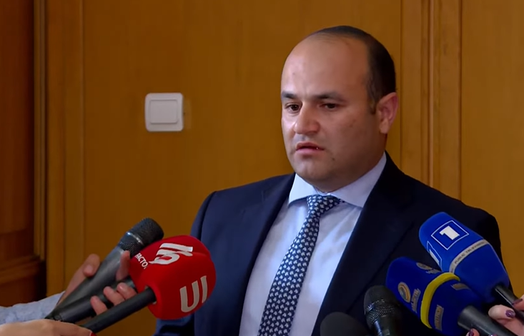 «Уверяю вас, что никто не был уволен из-за своей политической позиции». Н. Мкртчян