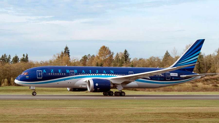 Azerbaijan Airlines-ը վերսկսում է չվերթները Բաքվի եւ Բաթումի միջեւ