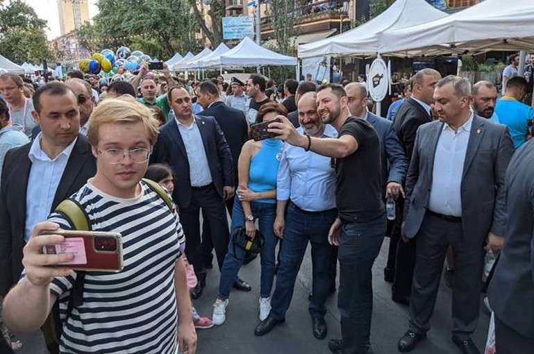 Նիկոլ Փաշինյանը մասնակցել է Գինու փառատոնին (լուսանկարներ)