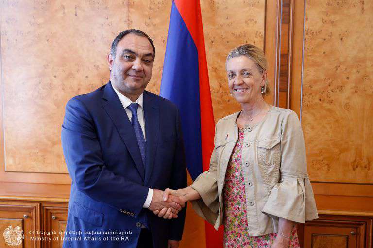 The Minister of Internal Affairs thanked the United Nations for the quick response