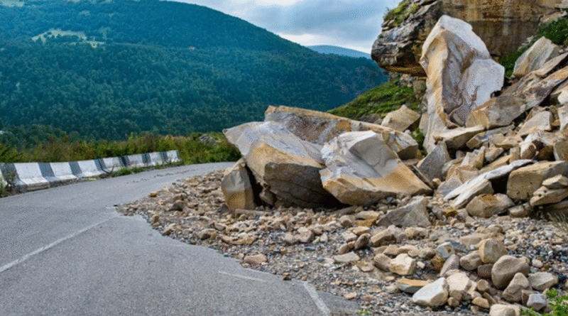 Աղվանի-Լծեն ավտոճանապարհի մի հատվածը միակողմանի է երթևեկելի