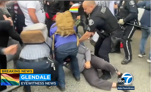В Глендейле произошли столкновения между ЛГБТ-сообществом и родителями учеников