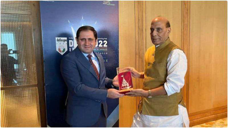 Papikyan congratulated and thanked the Indian Defense Minister