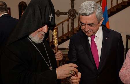 Հենց Վեհափառը կես բառ ասի, ցանկացած տեղ պատրաստ ենք կանգնել. Սերժ Սարգսյան