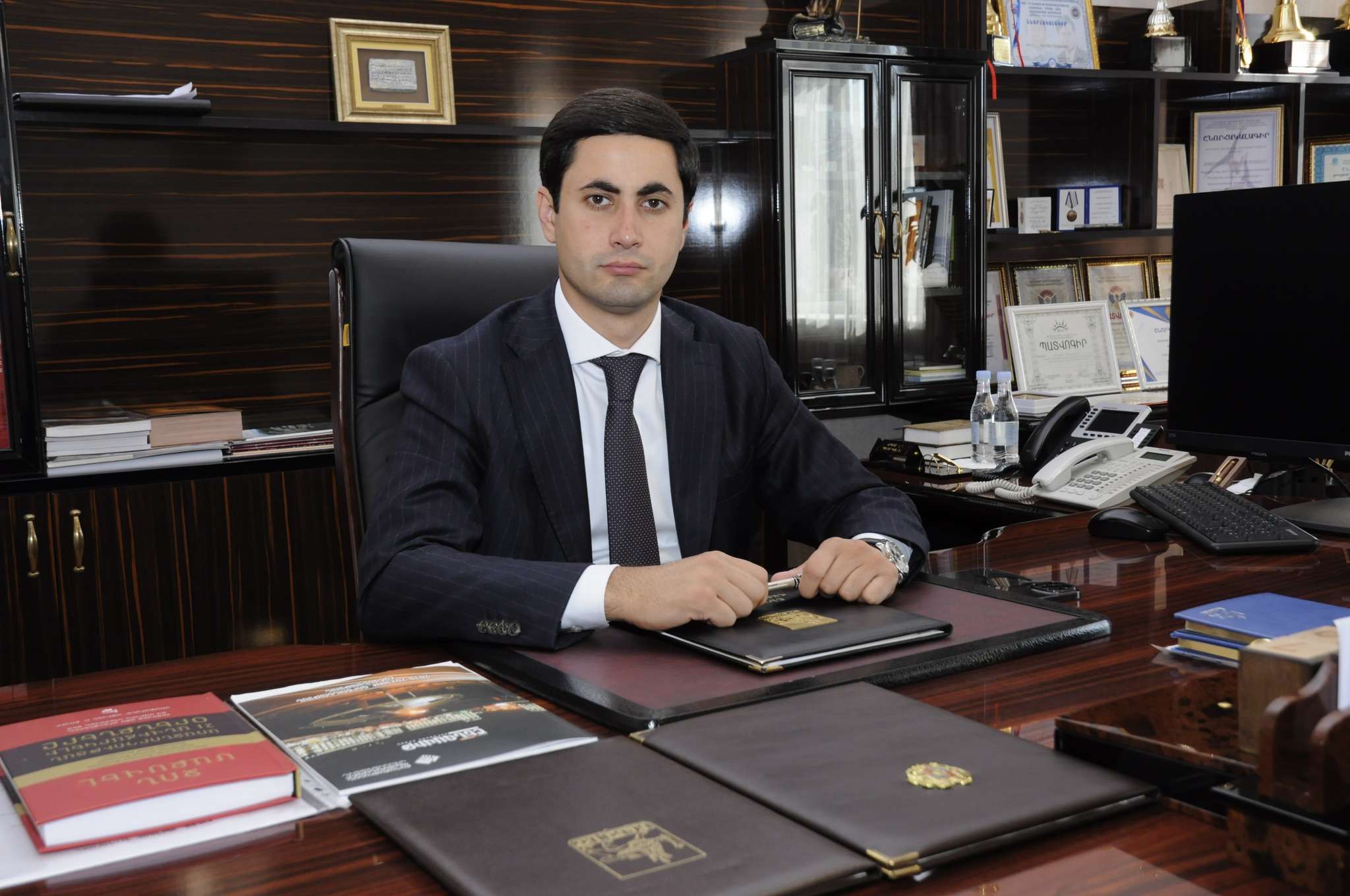 Շենգավիթի թաղապետը դադարեցրել է լիազորությունները