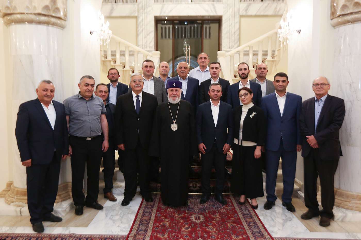 Կաթողիկոսն ընդունել է ՀՅԴ Հայաստանի գերագույն մարմնի նորընտիր անդամներին