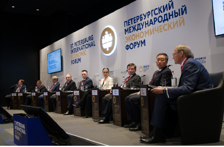 Աննա Վարդապետյանը Համաժողովի մասնակիցներին ներկայացրել է ՀՀ-ում օտարերկրյա ներդրումների պաշտպանության օրենսդրական ​​երաշխիքները