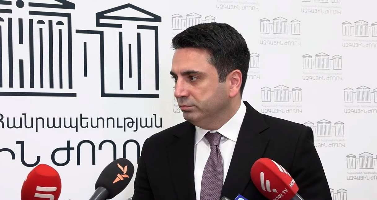 Խաղաղության պայմանագրի ստորագրման հարցում գնդակն ադրբեջանական դաշտում է. Սիմոնյան