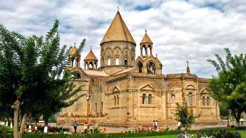Այսօր Կաթողիկե Սուրբ Էջմիածնի տոնն է
