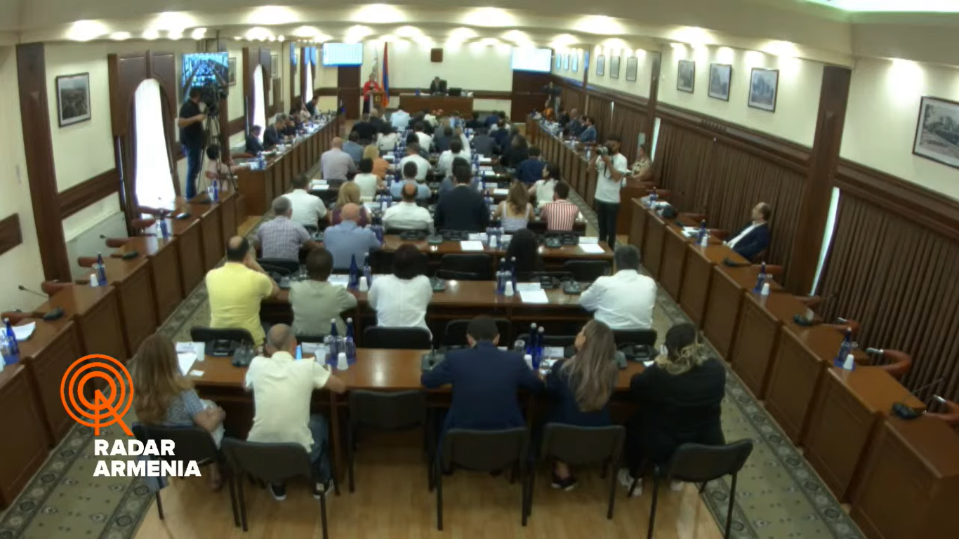 Երևանի ավագանու որոշմամբ,  մարտերում զոհվածների ընտանիքներն ու մասնակիցներն արտոնություն ստացան