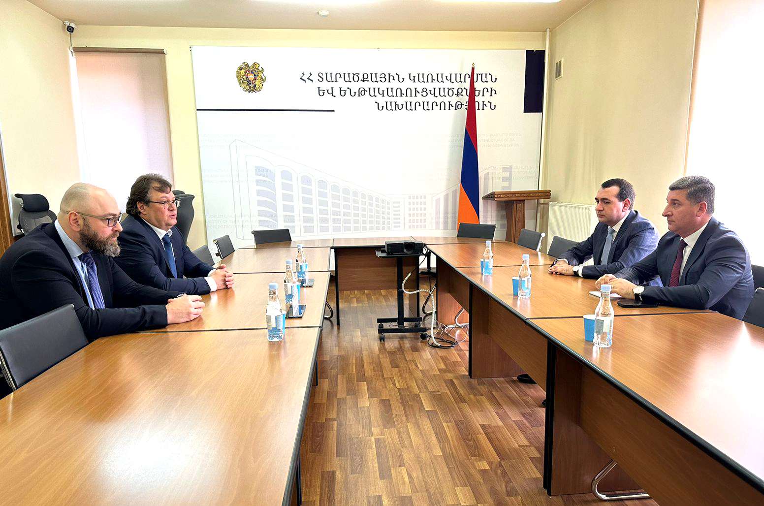 Գնել Սանոսյանն ընդունել է ԶՊՄԿ-ի և «Ագարակի պղնձամոլիբդենային կոմբինատի» տնօրեններին