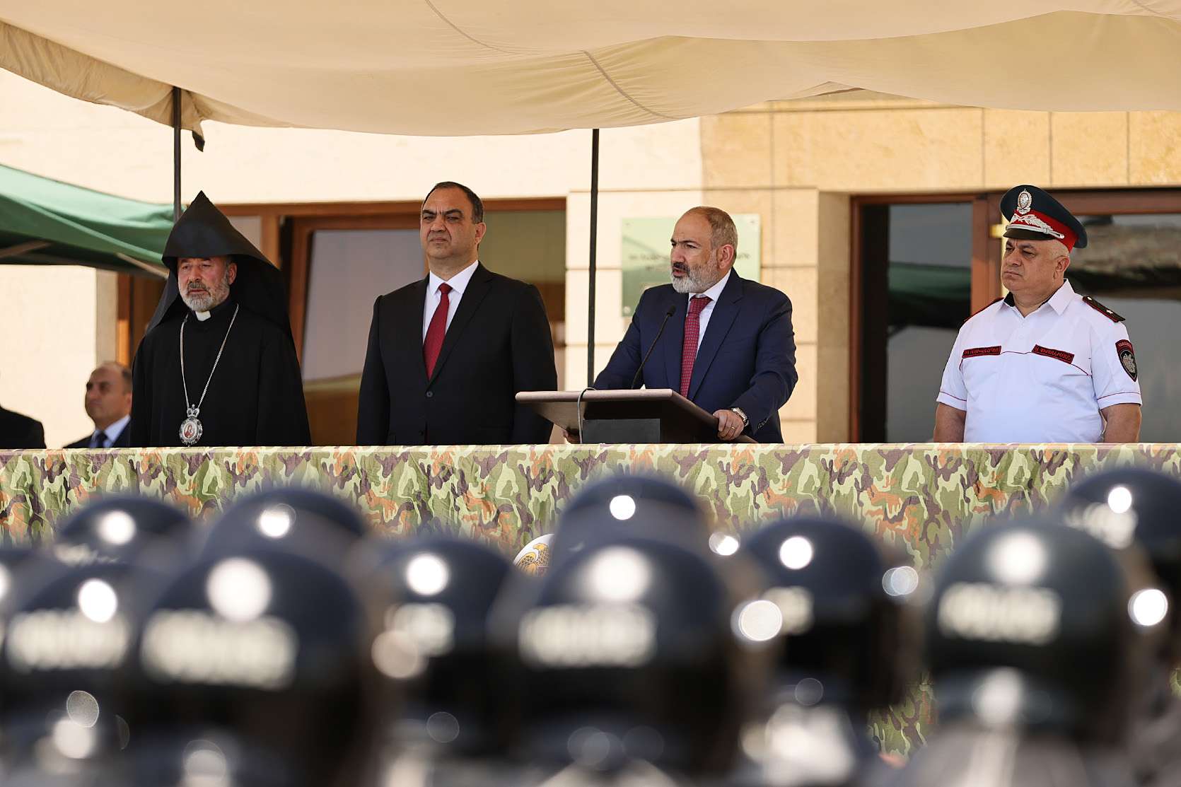 Ոստիկանության զորքերի ստորաբաժանումներ կտեղակայվեն նաև մարզերում. վարչապետ