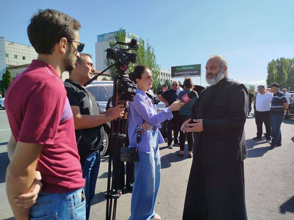 «Գնում ենք Կիրանց՝ տեսնելու, թե որտեղ է ցանկապատ կոչվածը». Բագրատ արքեպիսկոպոս