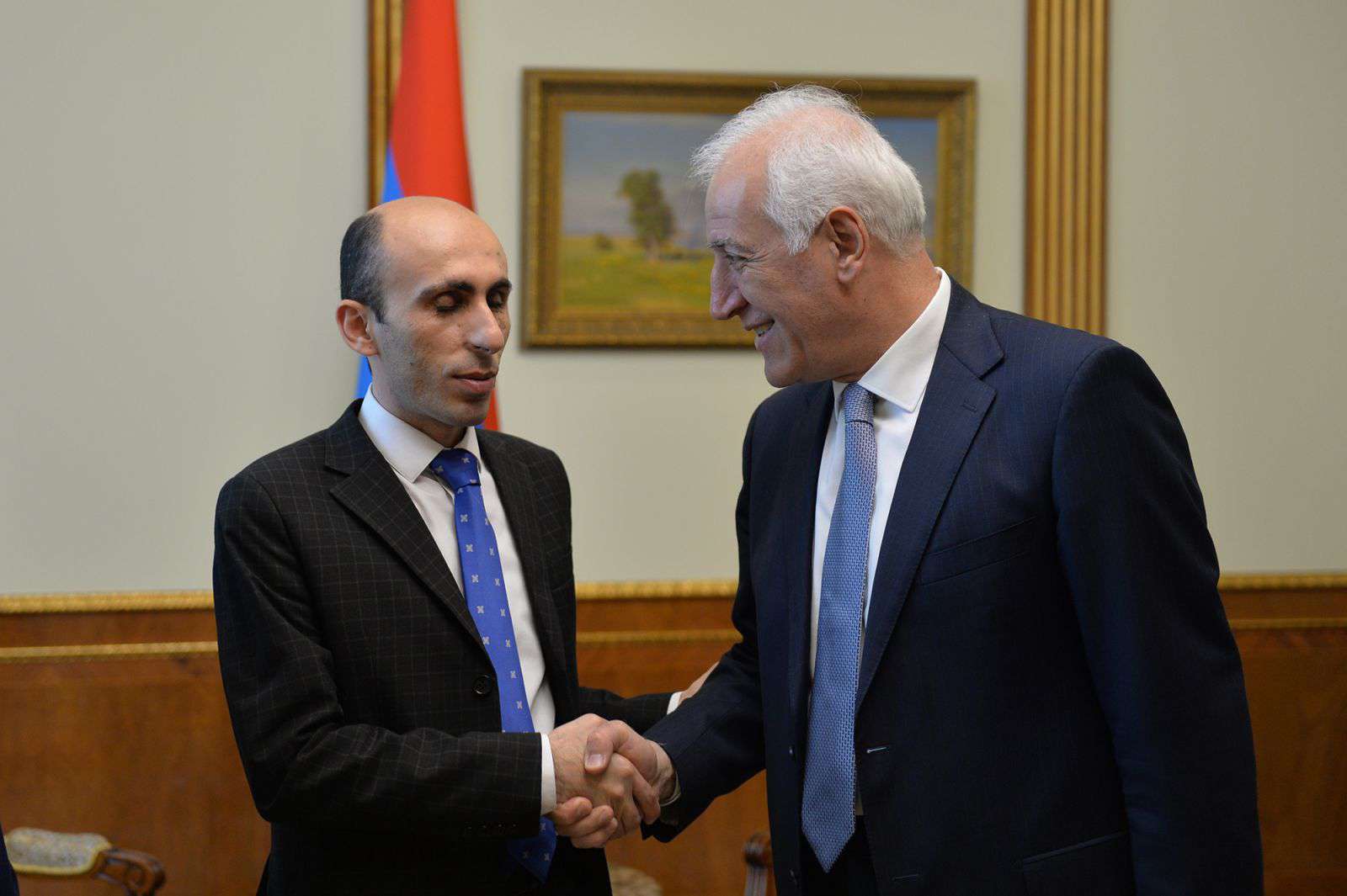 ՀՀ նախագահը և Արցախի պետնախարարը քննարկել են Արցախի հումանիտար խնդիրները և դրանց լուծման հնարավոր ուղիները