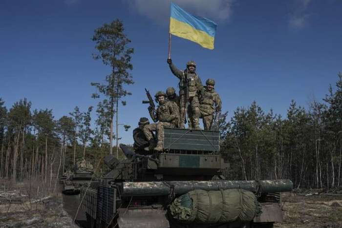 Ukrainian armed forces are advancing in the south and east