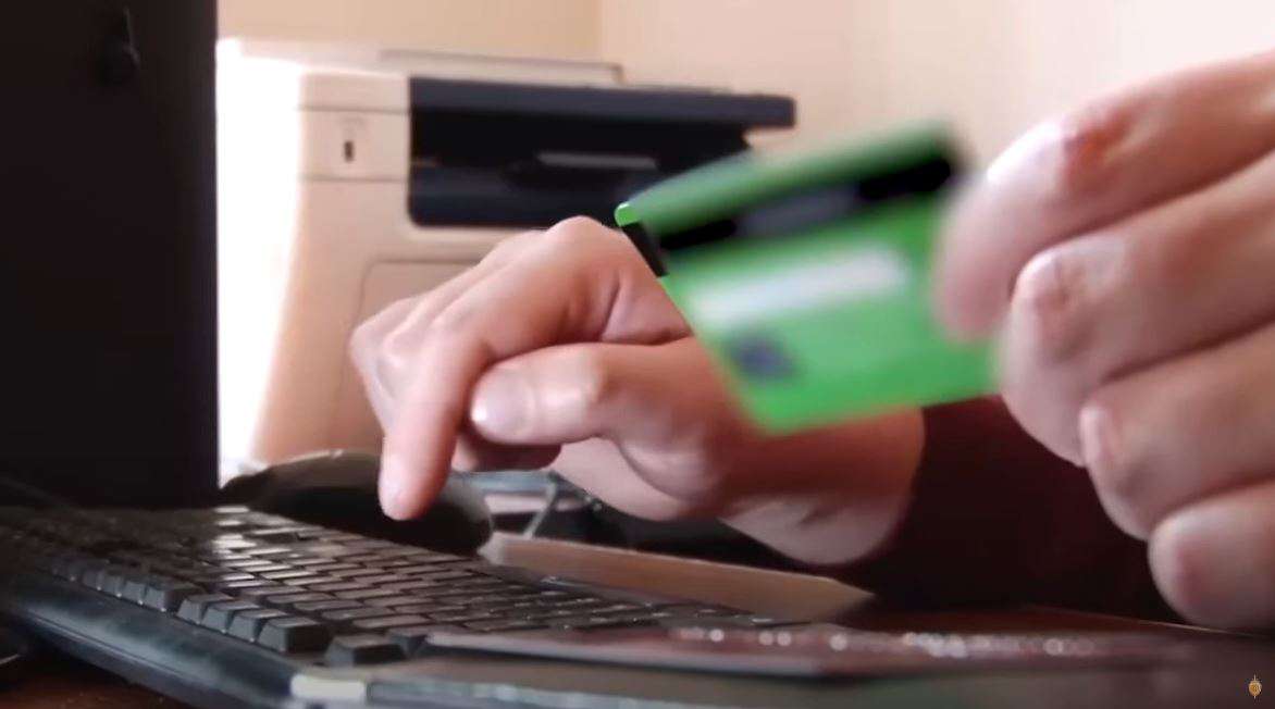 Мошенническая схема кражи денег через сайты 18+