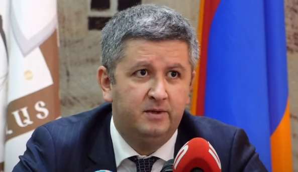 ՀՀ ՄԻՊ-ն ընդունել է ոստիկանությանը բռնության մեջ մեղադրող փաստաբան Կարեն Ալավերդյանին