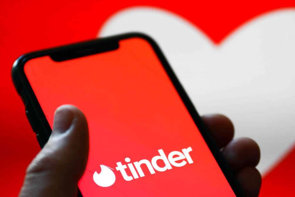 Tinder stopped working in Russia