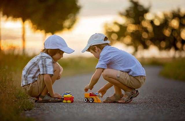 Родитель будет заключен в тюрьму, если он не будет воспитывать или выполнять обязанности по уходу за ребенком.