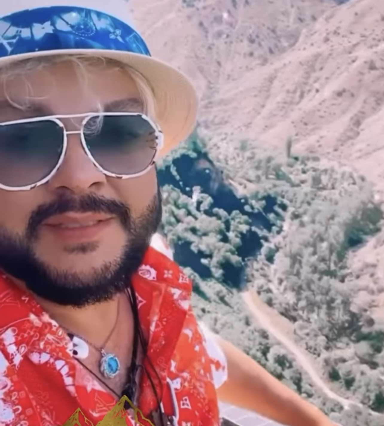 Филипп Киркоров наслаждается отдыхом в Гарни ВИДЕО