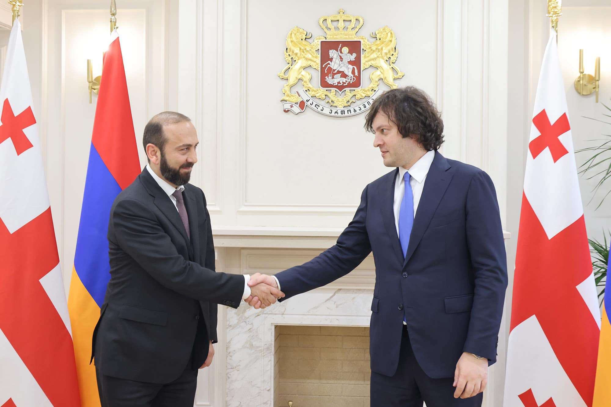 Միրզոյանն ու Կոբախիձեն քննարկել են տարածաշրջանային հարցեր