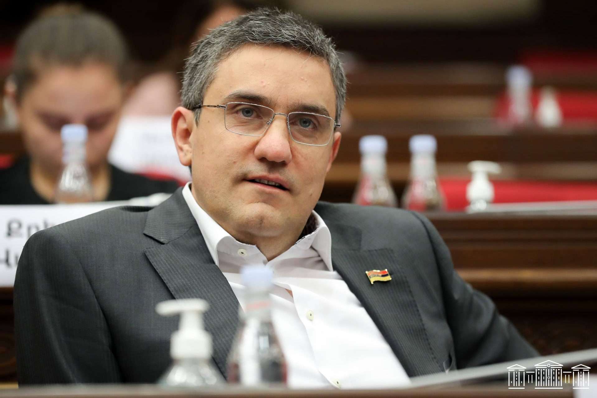 Артур Казинян сложил депутатский мандат