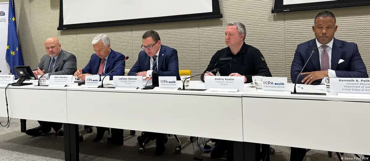 A center for the investigation of crimes of Russian aggression was established in The Hague