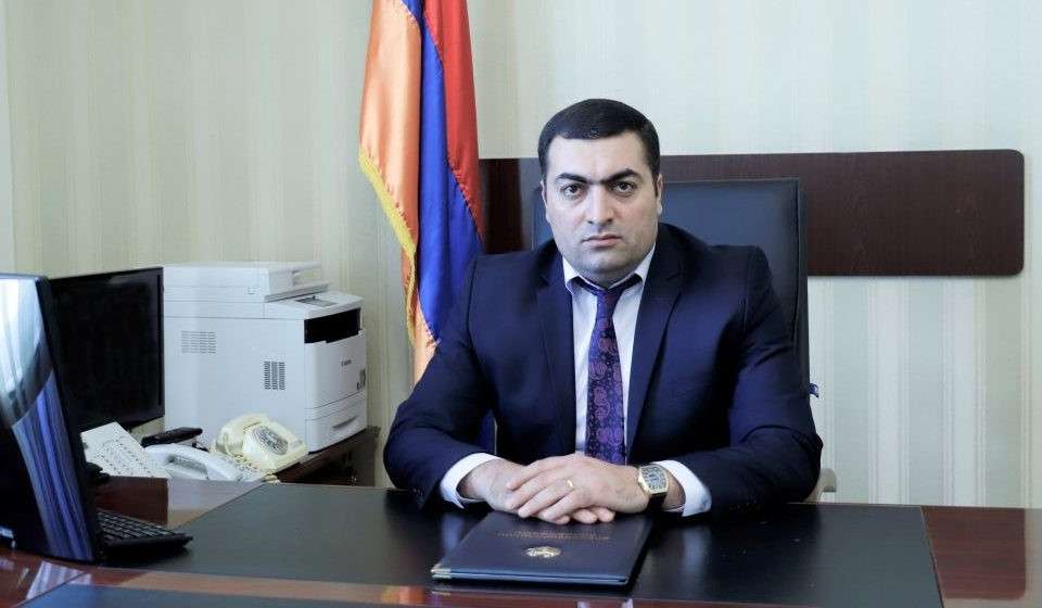Ինչով է զբաղված ՔԿ ծառայության պետը. աշխատակիցները գործարքի մեջ են. «Ժողովուրդ»