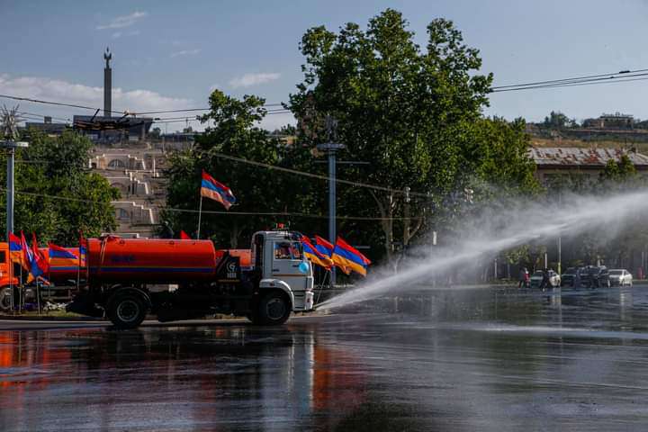 Վարդավառի տոնին նվիրված՝ ջրցանները կանցնեն Երևանի վարչական շրջաններով