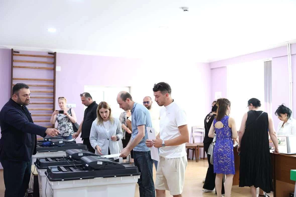 Վրաստանում փորձարկում են քվեարկության էլեկտրոնային գործիքները