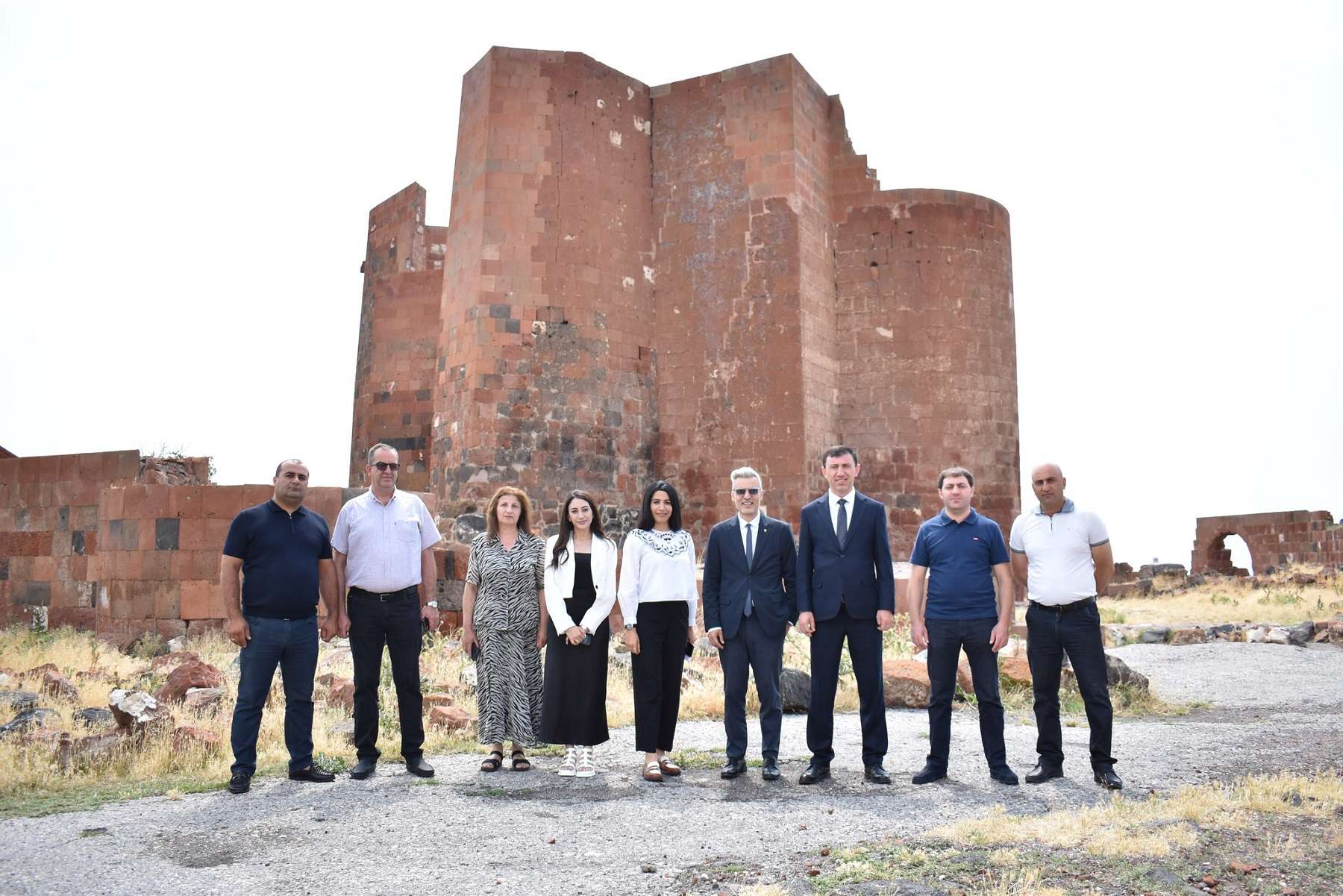 Դանիել Դանիելյանն այցելել է Թալինի մշակութային հաստատություններ