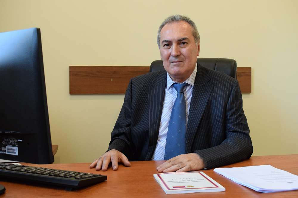 На допрос был приглашен член ВСС Степан Микаелян