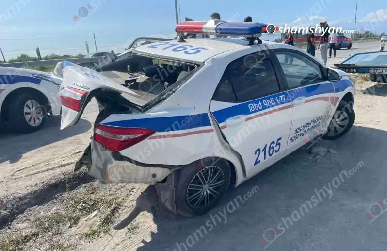 Արարատի մարզում BMW-ն մխրճվել է ՃՈ Toyota-ի հետնամասի մեջ. ՃՈ տեսուչը տեղափոխվել է հիվանդանոց