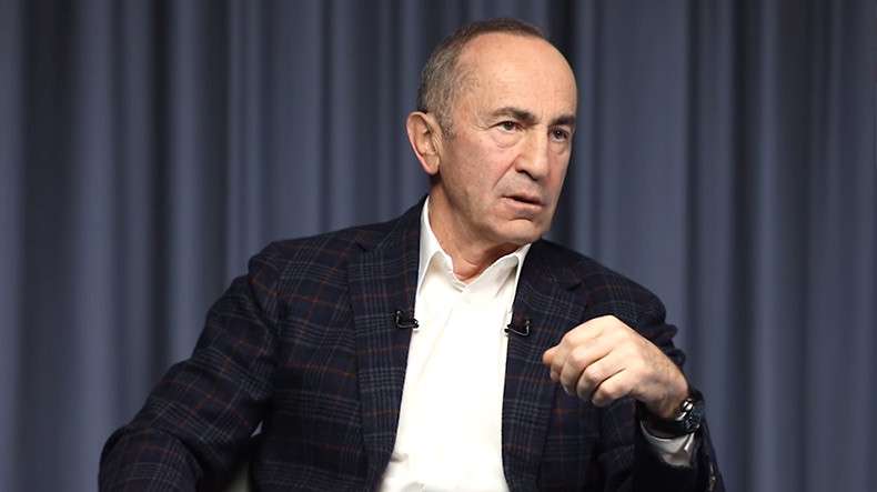 Ռոբերտ Քոչարյանը հավաքել է թիմին․ «Հրապարակ»