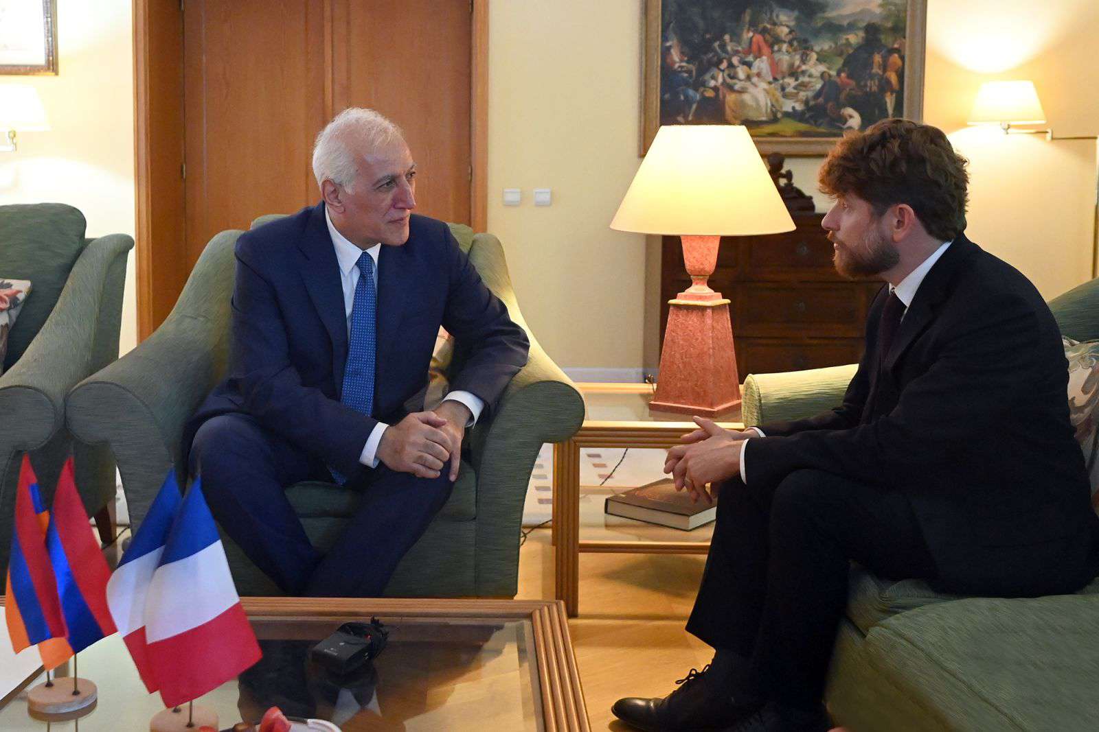 Vahagn Khachaturyan visited the French Embassy in Armenia