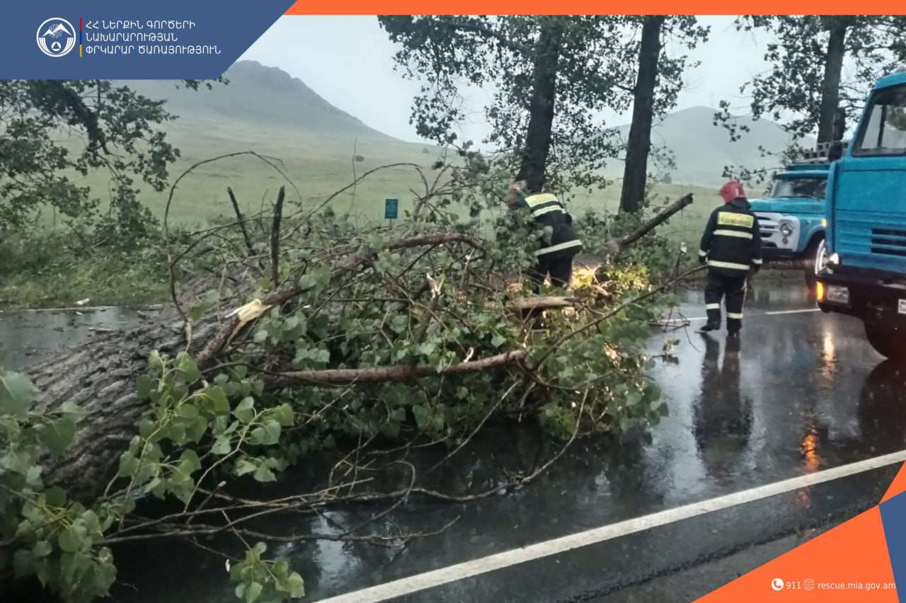 Ուժեղ քամու հետևանքով գրանցվել է 10 արտակարգ դեպք