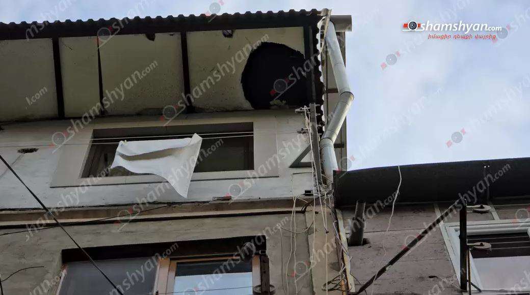 Մաշտոցի պողոտայում 11-ամյա տղան տանիքից վայր է ընկել մեքենայի վրա