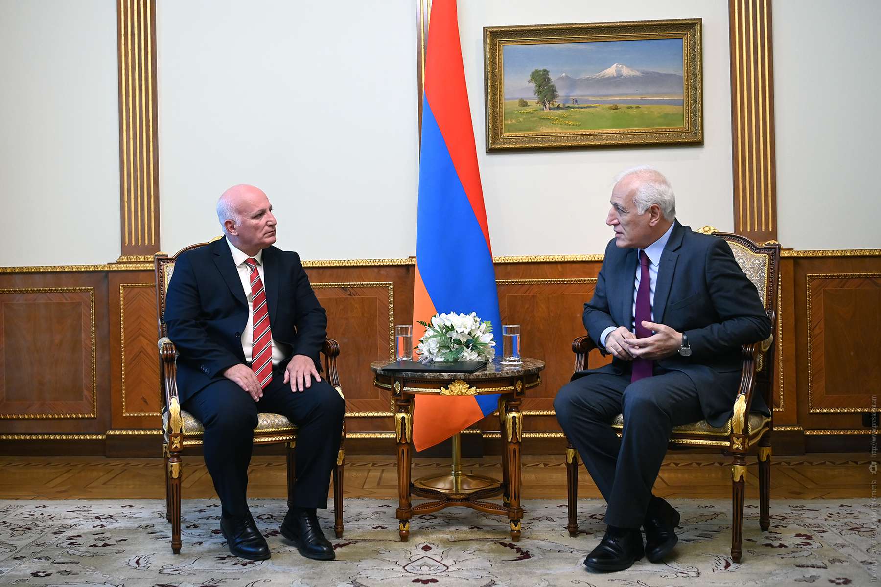 Անդրադարձ է կատարվել Հայաստանի էլեկտրական ցանցերի հետ կապված հարցերին